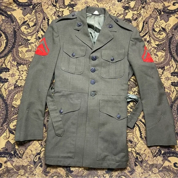 Vtg Military MAN'S WOOL SERGE GREEN Jacket WITH BELT Size 34 - Picture 1 of 10